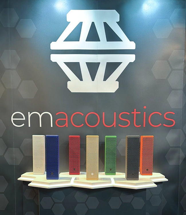EM Acoustics R4